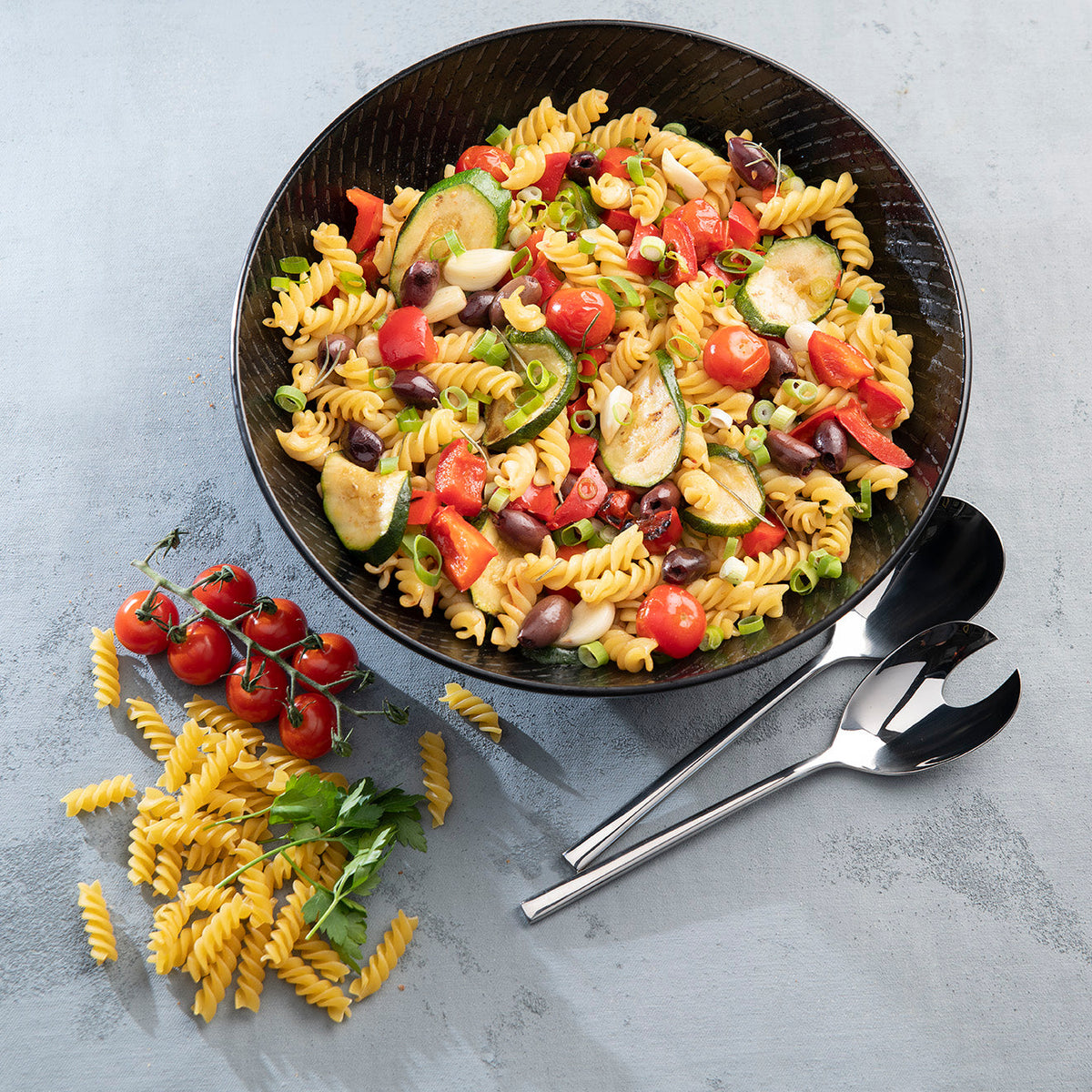 Pasta met romige citroenkip en verse tuinboontjes